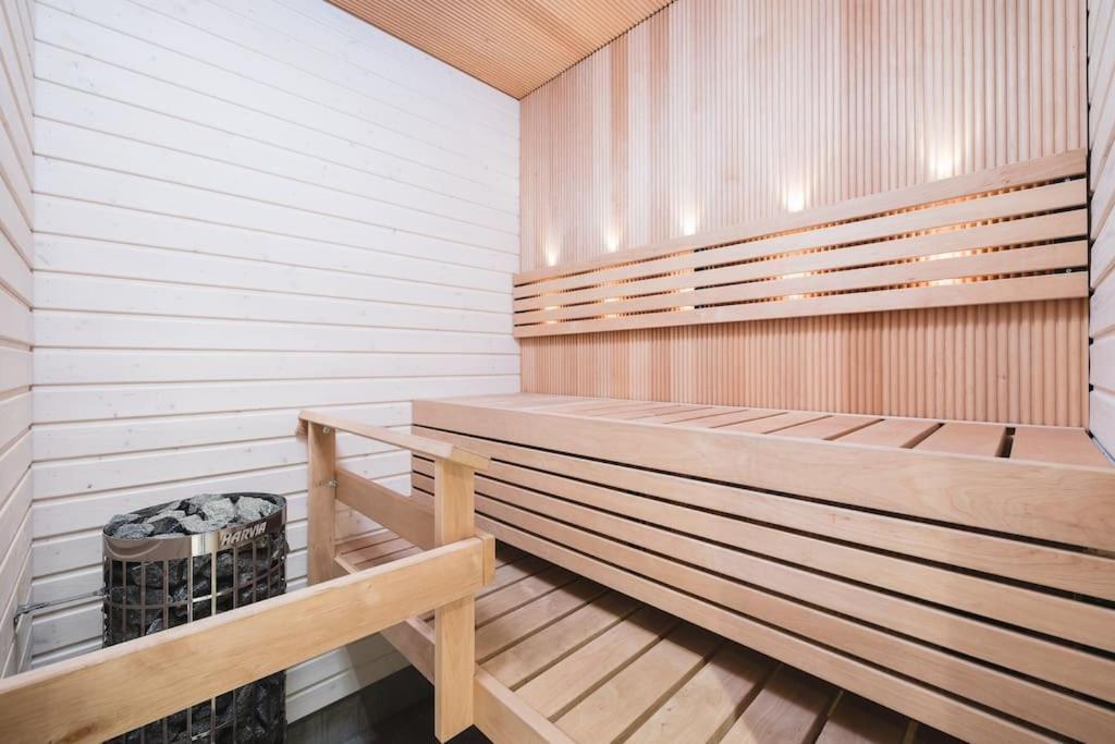 Valoisa Rivitalokolmio Rovaniemi Kültér fotó